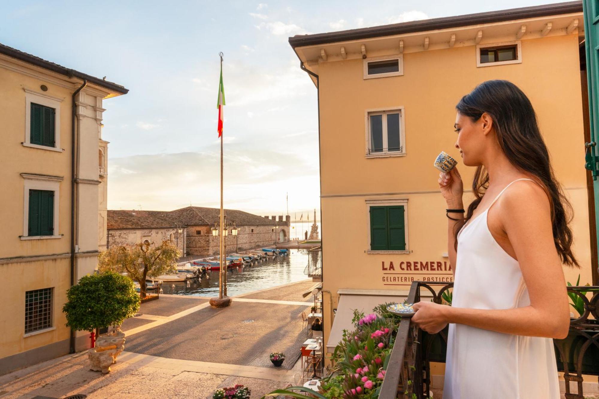 The Mansion Of Countess Rizzardi On Garda Lake Lazise Exterior foto